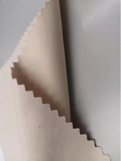 HK-HGCG 2036 DYED 55.5％COTTON /6％NYLON/38.5％POLY(2x2) TWILL WOVEN 58'/59' 197GM2 45度照